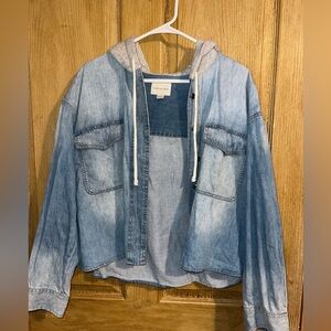 Women’s American Eagle Outfitters Jean jacket XL EUC